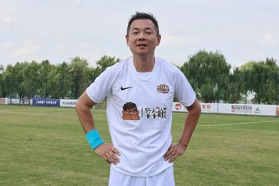 农村少妇偷人野外野战视频